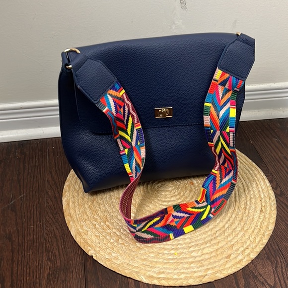 B B Girly Minimalist Shoulder Bag - Picture 2 of 11